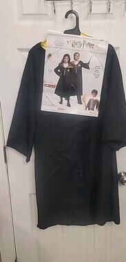 NEW Harry Potter Robe Deluxe Wizarding World Hogwarts Halloween Sz Med Fits Most